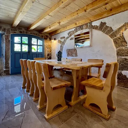 Vila Tona Nenadici (Krk)