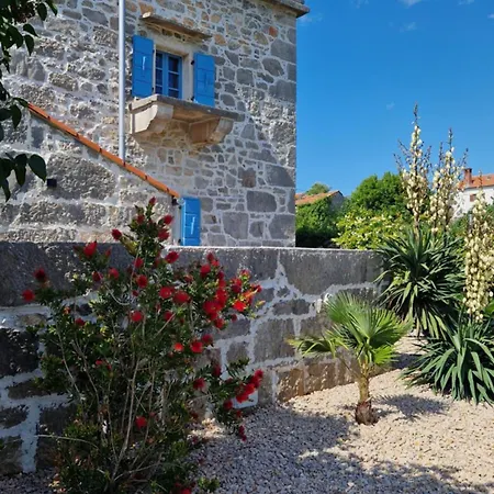 Tona * Nenadici (Krk)