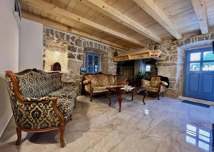 Tona Vila Nenadici (Krk)