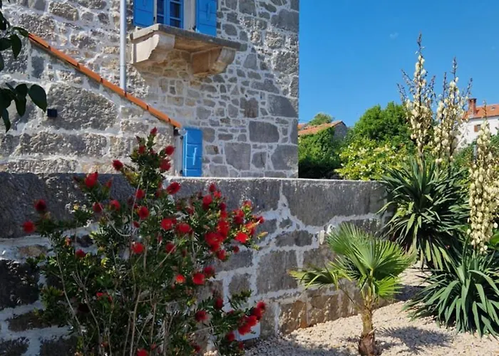Tona * Nenadici (Krk)